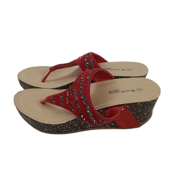 Metallic Marcasite Studded Platform Sandals in Red, Size 8 - Picture 8 of 8